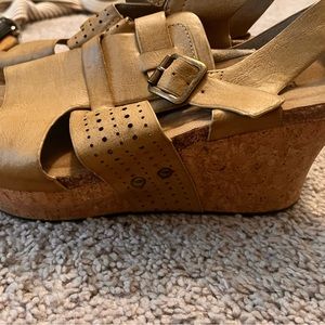 Pierre Dumas sandals